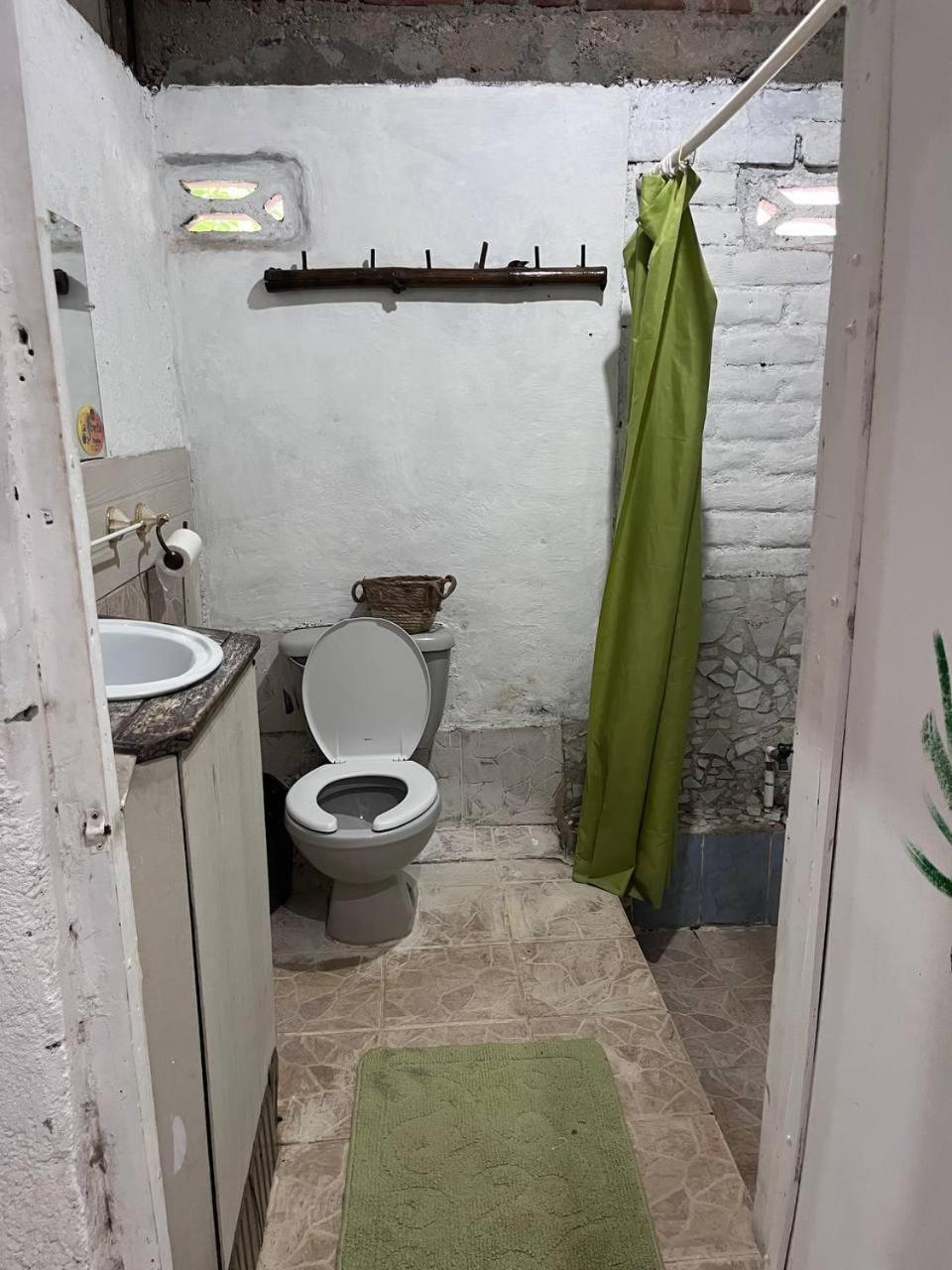 Hostal Brisas Del Ometepe Habitacion 4 Rivas Exterior photo